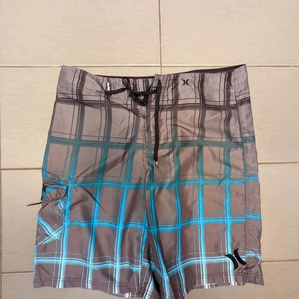 EUC - Hurley board shorts